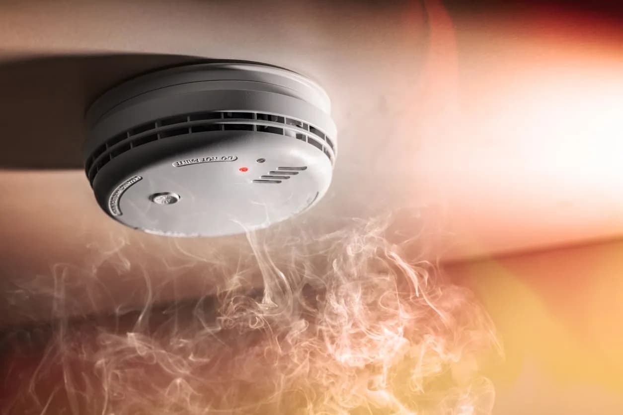 Automatic fire detectors installed by La P.I.P.E.